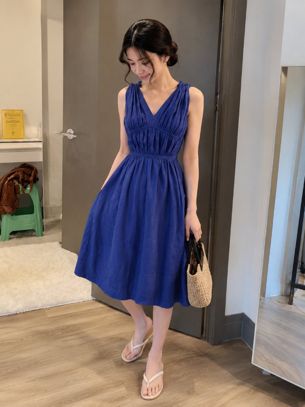 Aritzia Elegant Blue Sleeveless Dress Size S